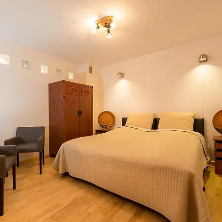 Sopocki Dwor Apartment *